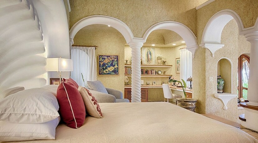 Imagen general del Hotel Imagine Renting a Luxury Holiday Mansion on Cabo\'s Best Surfing Beach, El Tule, San Jose del Cabo M. Foto 3