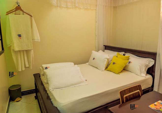 Imagen de la habitación del Hotel Imara. Foto 18