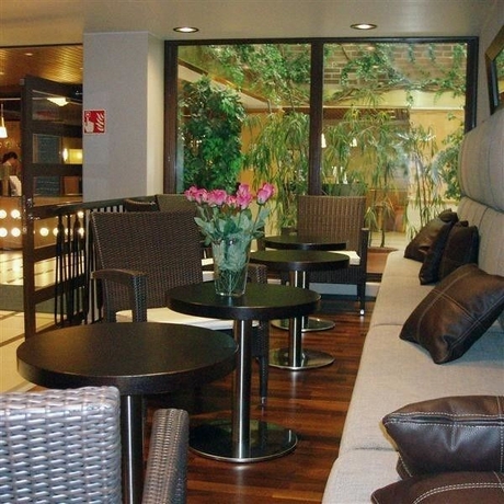 Imagen del bar/restaurante del Hotel Imatra Spa Sport Camp. Foto 6