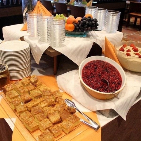 Imagen del bar/restaurante del Hotel Imatra Spa Sport Camp. Foto 8