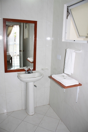 Imagen de la habitación del Hotel Imbanaco. Foto 6