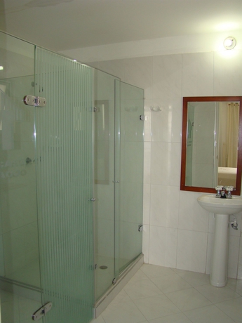 Imagen de la habitación del Hotel Imbanaco. Foto 7