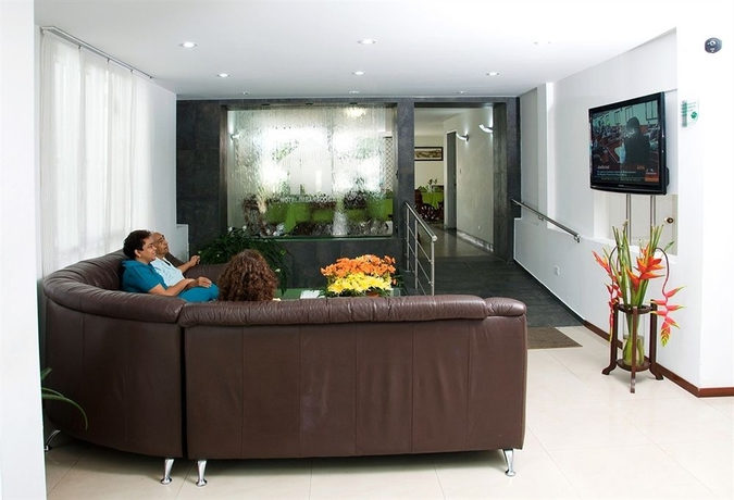 Imagen de los interiores del Hotel Imbanaco. Foto 12