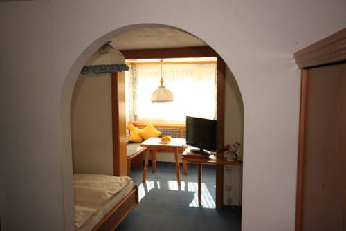 Imagen de la habitación del Hotel Imbery. Foto 7