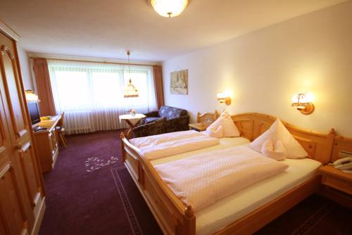 Imagen de la habitación del Hotel Imbery. Foto 9