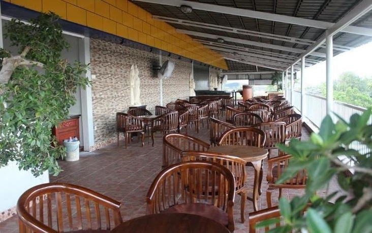 Imagen del bar/restaurante del Hotel Imelda - Waterpark - Convention. Foto 4