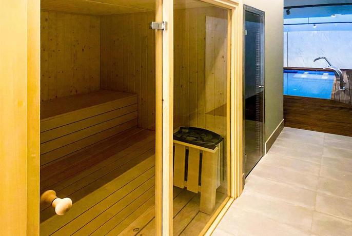 Imagen de los interiores del Hotel Imi and Spa. Foto 8