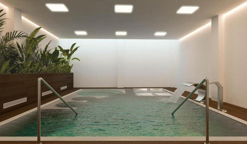 Imagen de la piscina del Hotel Imi and Spa. Foto 12