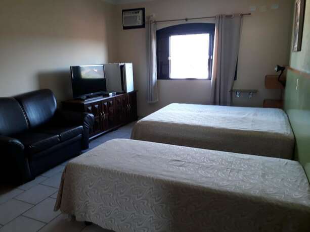 Imagen de la habitación del Hotel Imigrantes. Foto 29