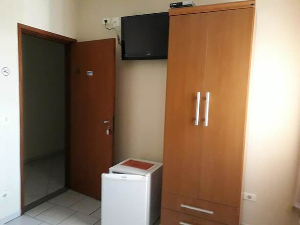 Imagen de la habitación del Hotel Imigrantes. Foto 30
