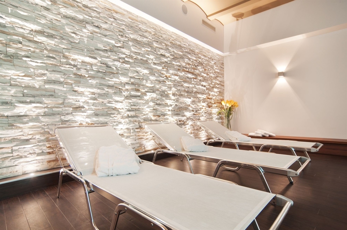 Imagen de la piscina del Hotel Imlauer. Foto 16