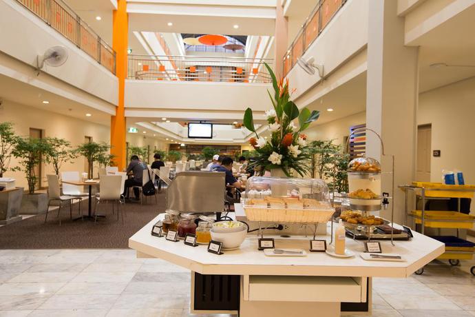 Imagen del bar/restaurante del Hotel Imm Thaphae Chiang Mai. Foto 2