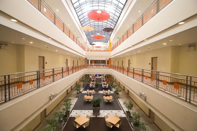 Imagen de los interiores del Hotel Imm Thaphae Chiang Mai. Foto 10