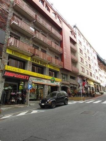 Imagen general del Hotel Immodelpas Griffon. Foto 22
