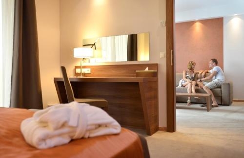 Imagen de la habitación del Hotel Imola Plat&aacute;n. Foto 8