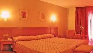 Imagen de la habitación del Hotel Imora. Foto 2