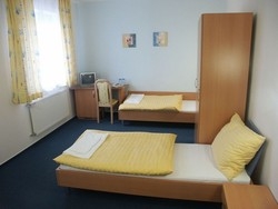 Imagen de la habitación del Hotel Imos. Foto 2