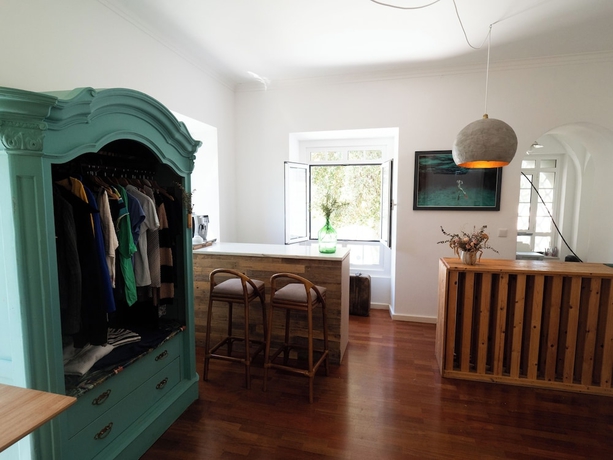 Imagen de los interiores del Hotel Impact Beach House. Foto 15