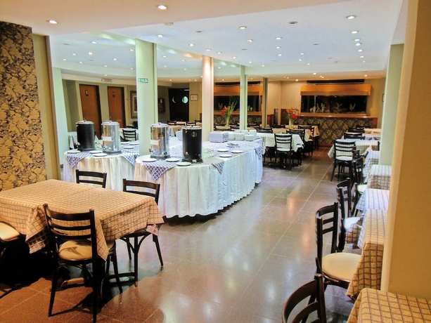 Imagen del bar/restaurante del Hotel Impala, Buenos Aires. Foto 2