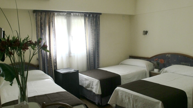 Imagen de la habitación del Hotel Impala. Foto 6