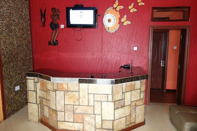 Imagen de los interiores del Hotel Impala Suites. Foto 25