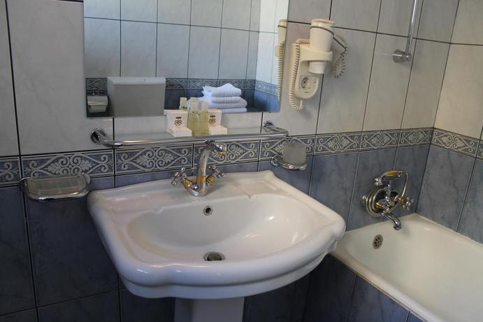 Imagen de los interiores del Hotel Imparatul Romanilor. Foto 12