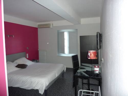 Imagen de la habitación del Hotel Imp&eacute;rator, BEZIERS. Foto 8