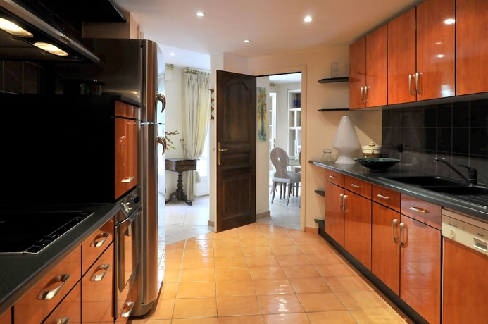 Imagen de la habitación del Hotel Imp&eacute;rial Garoupe. Foto 16