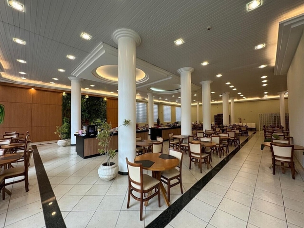Imagen del bar/restaurante del Hotel Imperador, Po&ccedil;os de Caldas. Foto 3