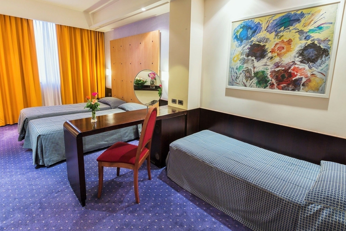 Imagen de la habitación del Hotel Imperatori. Foto 7