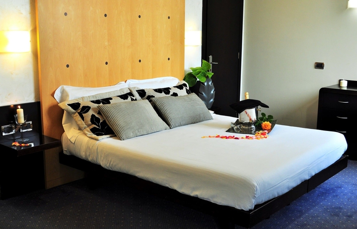 Imagen de la habitación del Hotel Imperatori. Foto 11