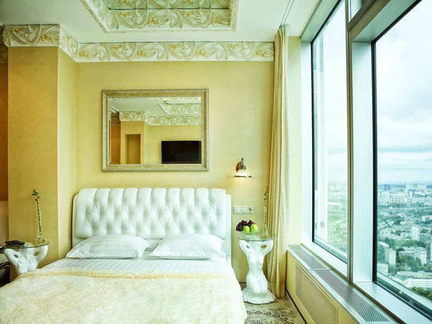 Imagen de la habitación del Hotel Imperia City. Foto 8
