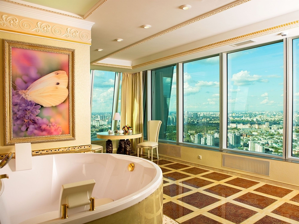 Imagen de la habitación del Hotel Imperia City. Foto 9