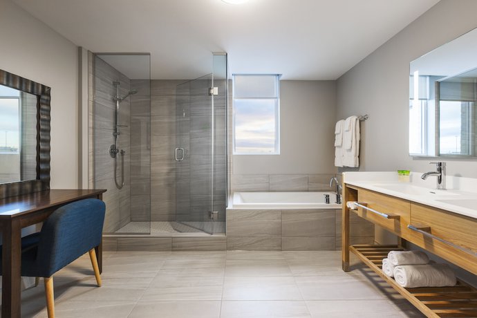 Imagen de la habitación del Hotel Imperia and Suites Boucherville. Foto 5