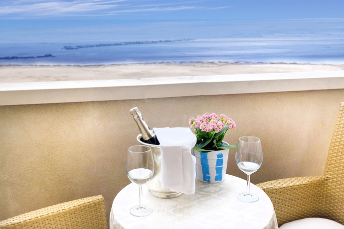 Imagen de la habitación del Hotel Imperial Beach. Foto 7