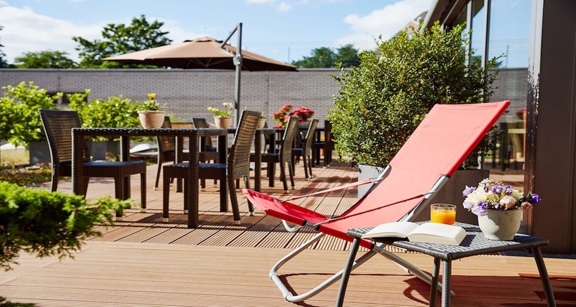 Imagen del bar/restaurante del Hotel Imperial Dusseldorf, Sure Collection by BW. Foto 3