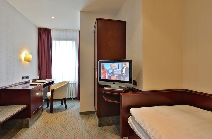 Imagen de la habitación del Hotel Imperial, Ehrenfeld. Foto 8