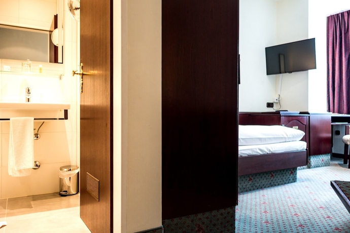 Imagen de la habitación del Hotel Imperial, Ehrenfeld. Foto 12