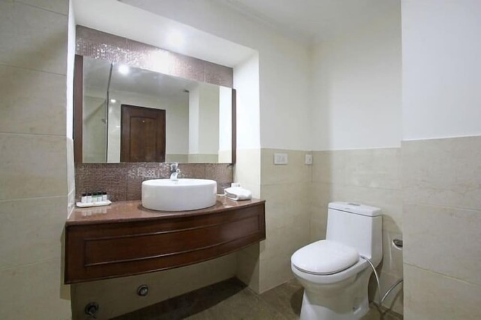 Imagen de la habitación del Hotel Imperial Executive. Foto 8