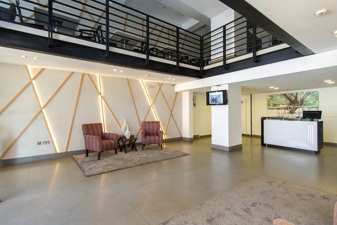 Imagen de los interiores del Hotel Imperial Express. Foto 19