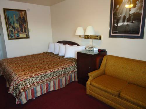 Imagen de la habitación del Hotel Imperial Fireside Inn. Foto 2
