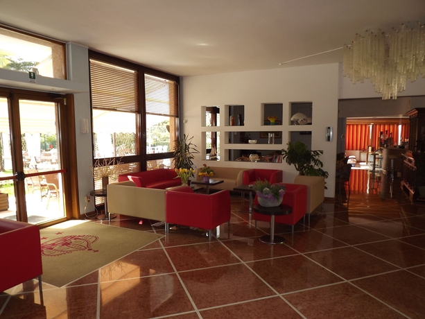Imagen de los interiores del Hotel Imperial, Garda. Foto 10