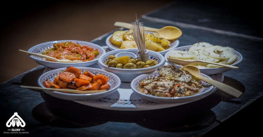 Imagen del bar/restaurante del Hotel Imperial Glory Lodges. Foto 7