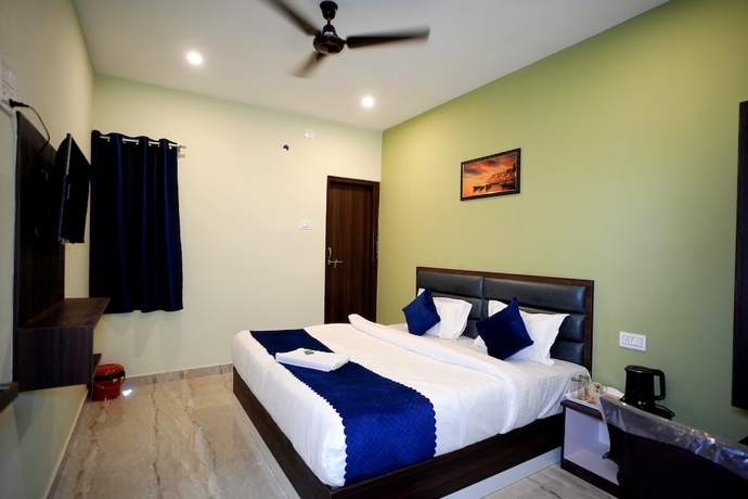 Imagen de la habitación del Hotel Imperial Kashi. Foto 13
