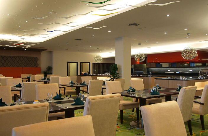 Imagen del bar/restaurante del Hotel Imperial Kuching. Foto 2