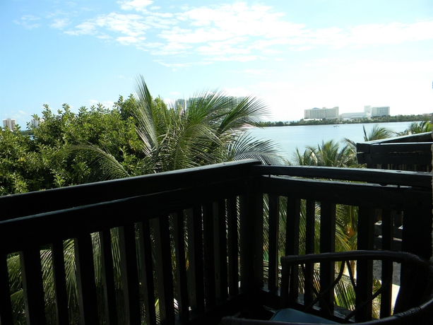 Imagen de la habitación del Hotel Imperial Laguna Faranda. Foto 4