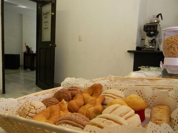 Imagen del bar/restaurante del Hotel Imperial Laguna Faranda. Foto 2