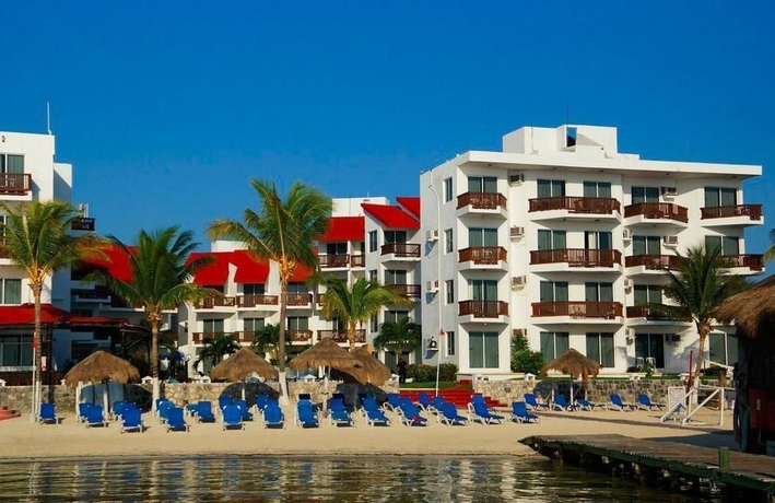 Imagen de los exteriores del Hotel Imperial Las Perlas. Foto 5