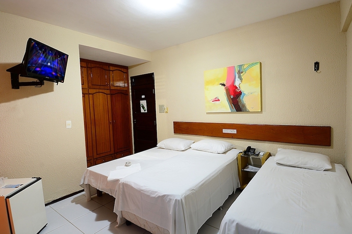 Imagen de la habitación del Hotel Imperial, Mossor&oacute;. Foto 5