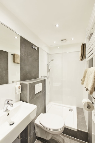 Imagen de la habitación del Hotel Imperial, Munich. Foto 18